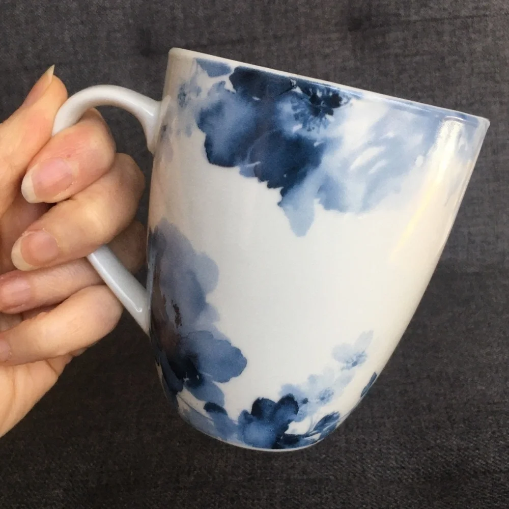 Set of 2 Midnight Roses Porcelain Coffee Mugs Blue White 12 oz